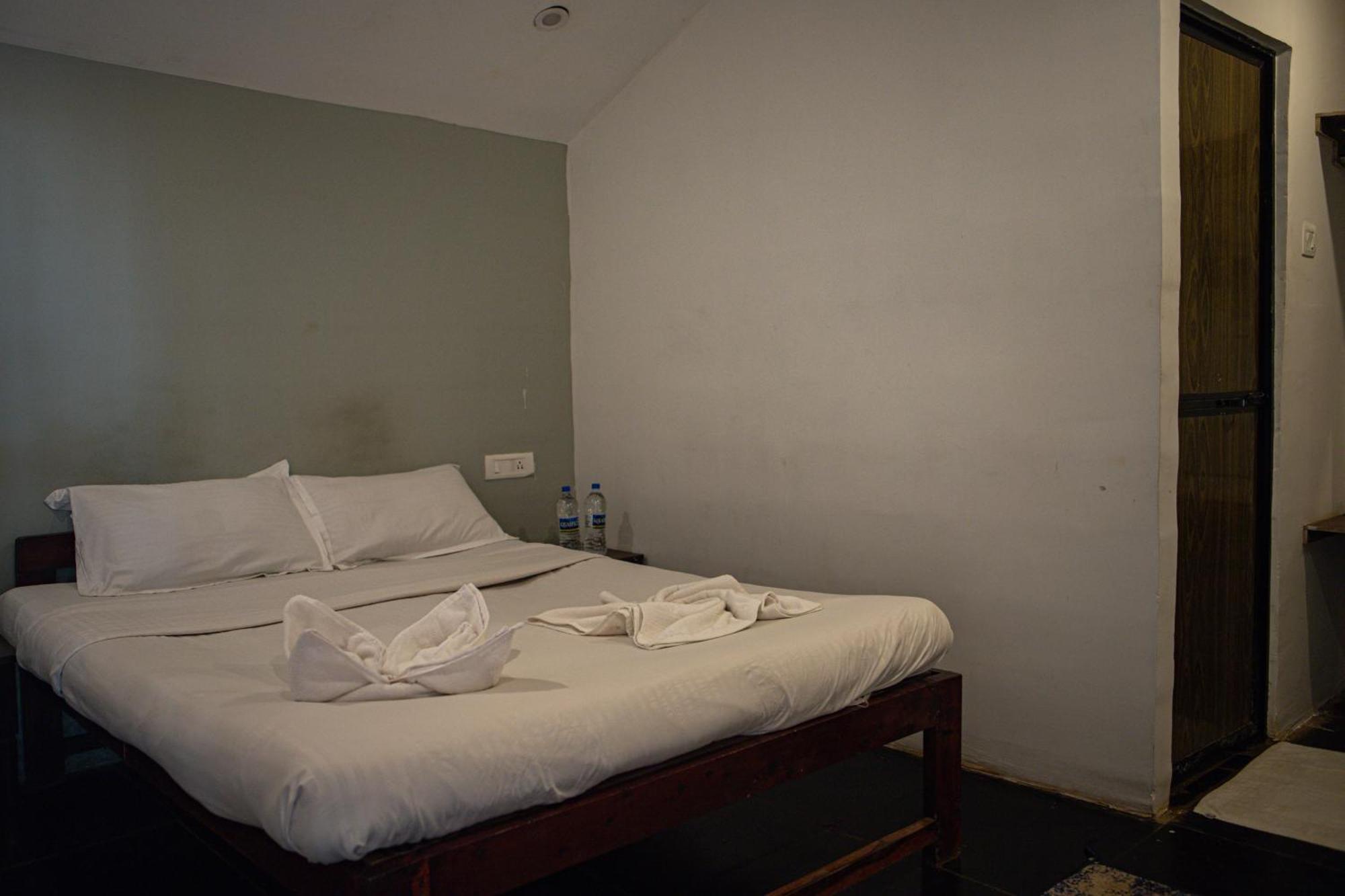 12 Monks - Beachside Hostel Arambol Eksteriør bilde