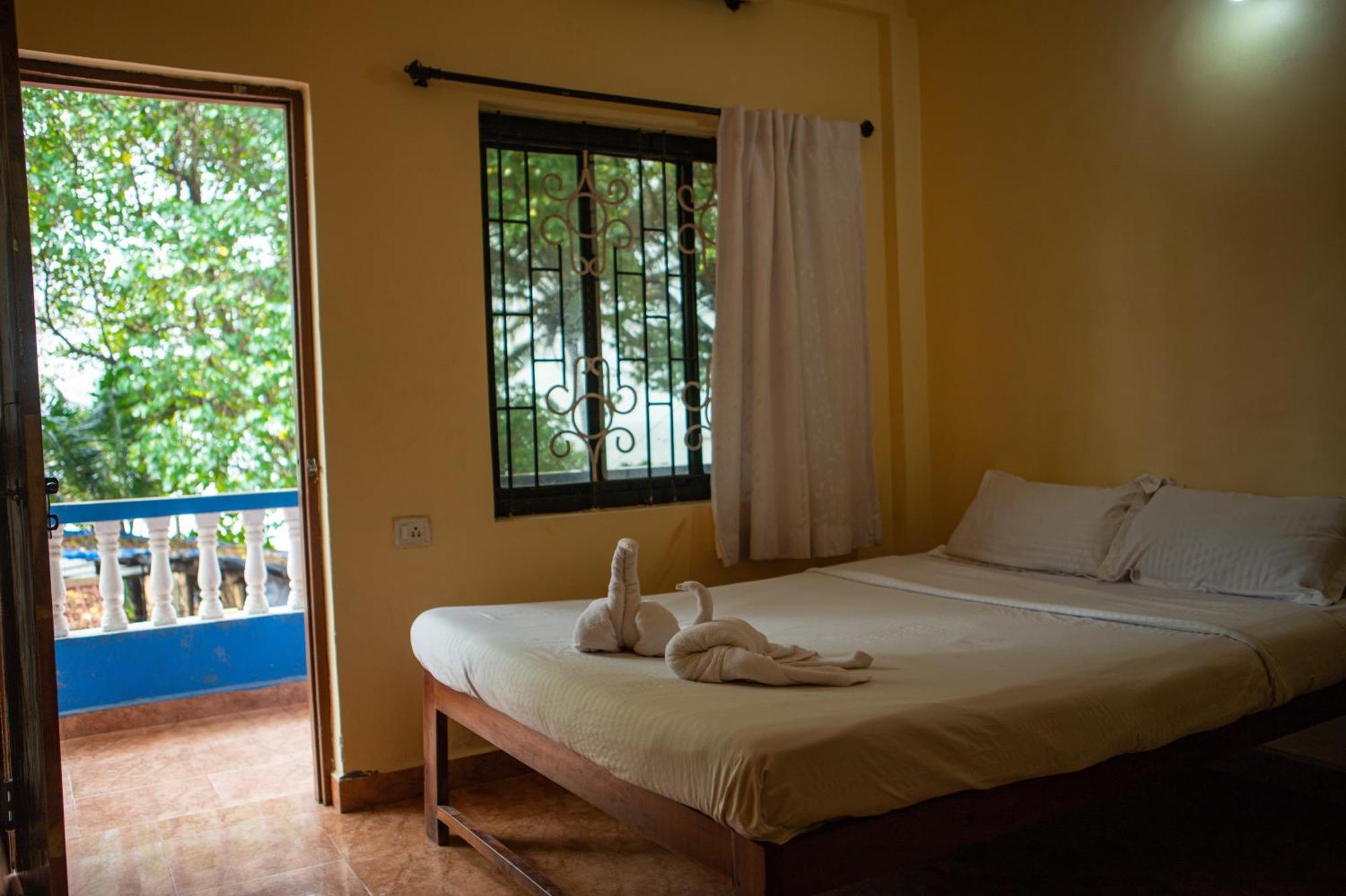 12 Monks - Beachside Hostel Arambol Eksteriør bilde