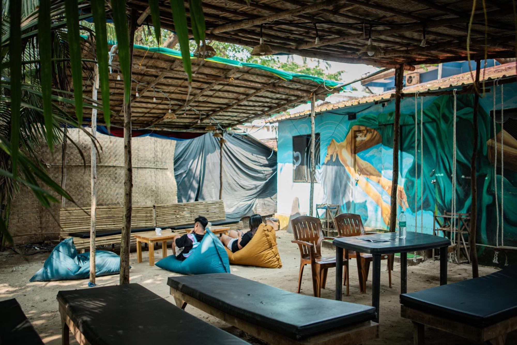 12 Monks - Beachside Hostel Arambol Eksteriør bilde