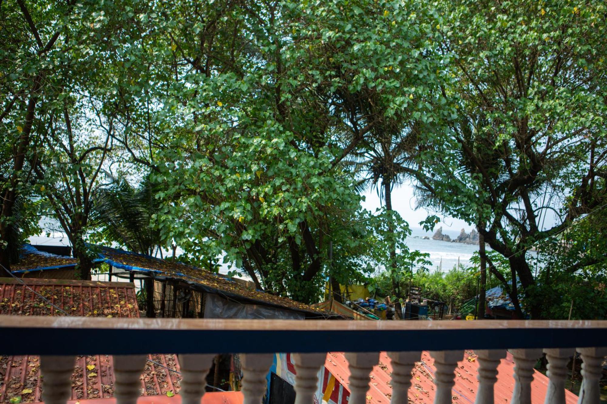 12 Monks - Beachside Hostel Arambol Eksteriør bilde