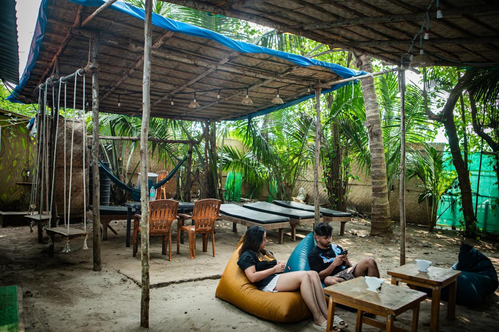 12 Monks - Beachside Hostel Arambol Eksteriør bilde